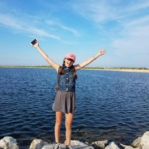 Meet your Posher, Trinity