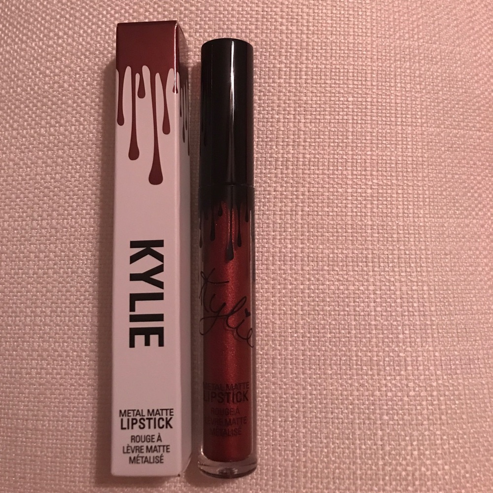 Kylie Metal Lipstick
