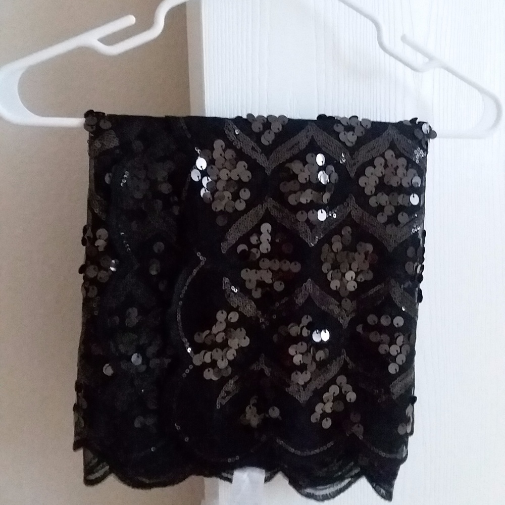 Joan Rivers sequins scarf (black)