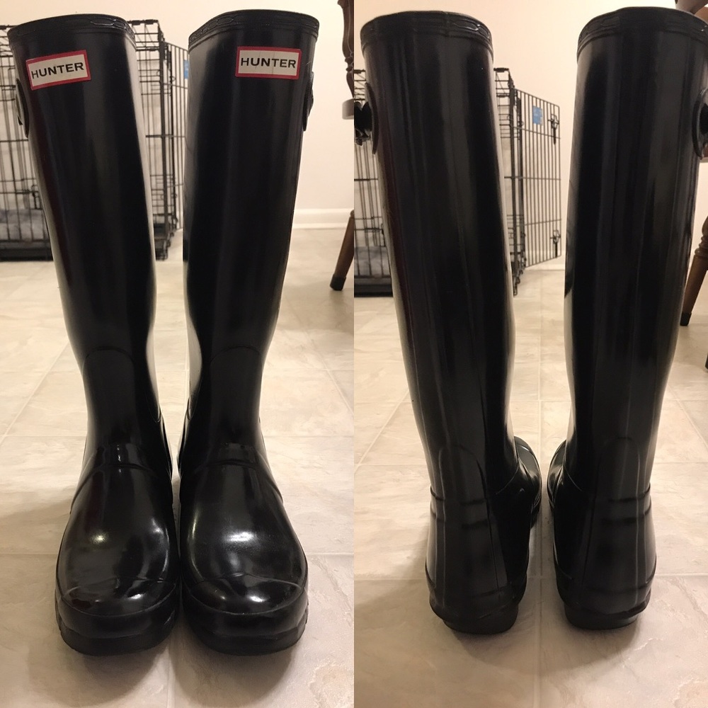 Black hunter boots