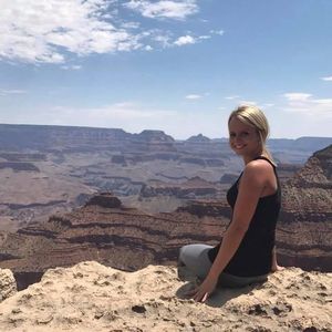 Meet your Posher, Andrea