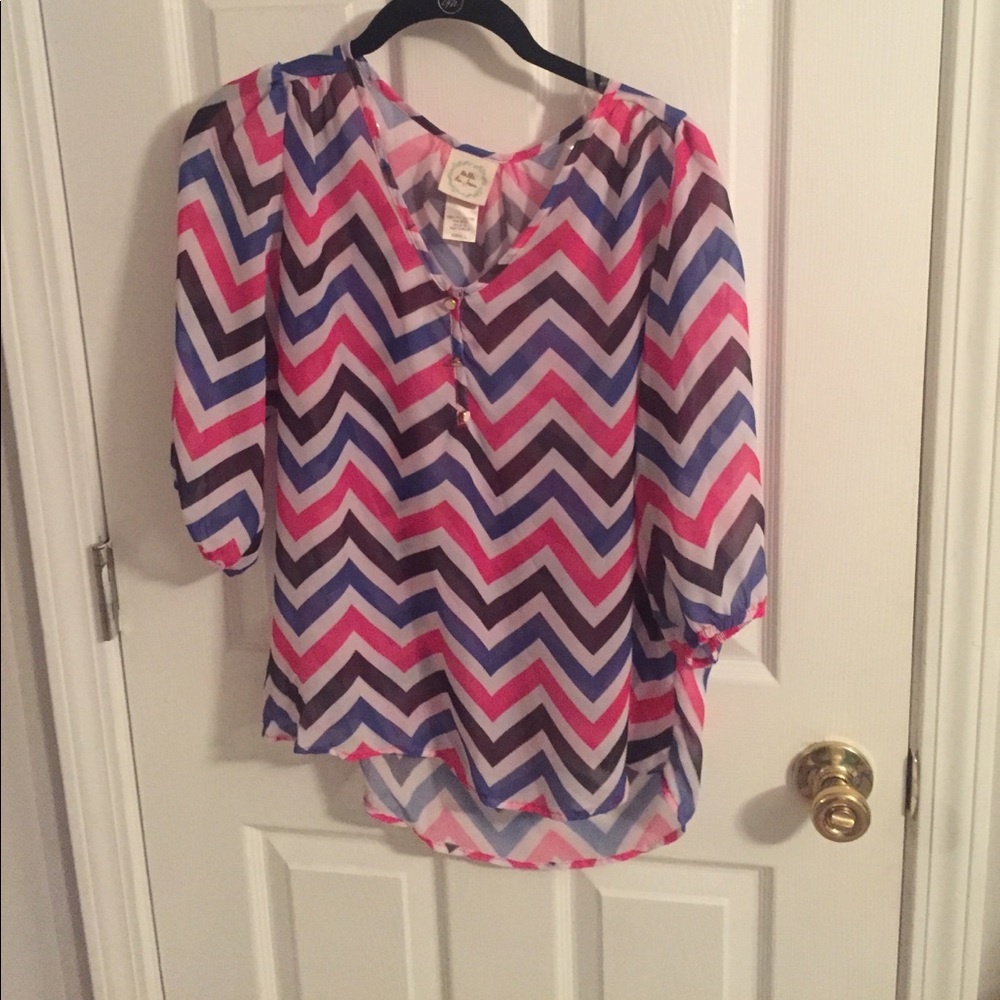 Chevron top