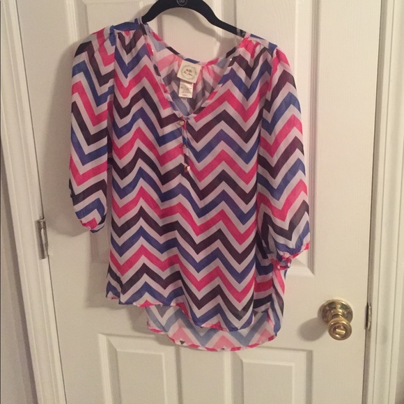 Chevron top - Picture 1 of 1