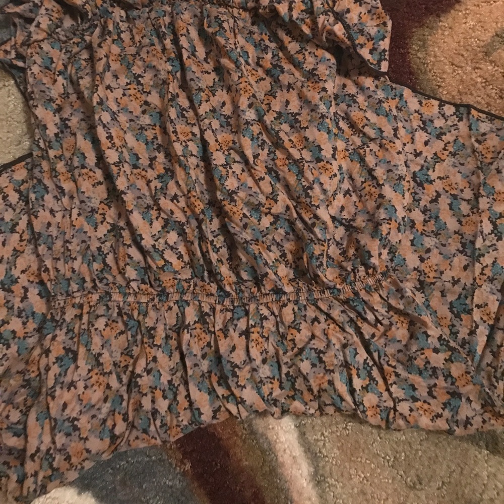 🤘🏽 Floral Sleeveless Papaya Dress 🤘🏽 - Picture 2 of 3