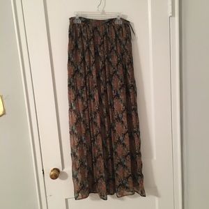 NWOT floral maxi skirt