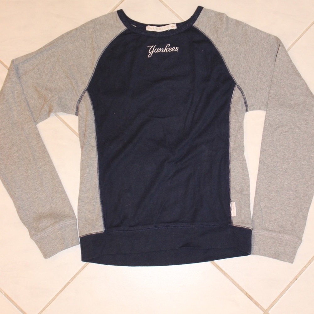 Authentic Yankee Long sleeve shirt