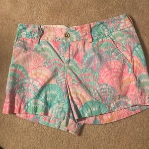 "Oh shello" Lilly Pulitzer Callahan Shorts