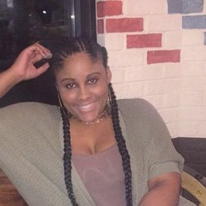 Meet your Posher, Mckenzie