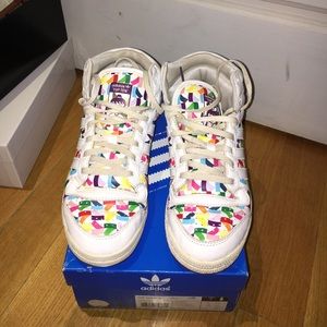 Addidas High Top Sneakers