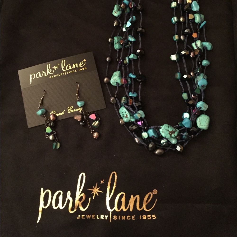 Stunning Aqua Blue Jewelry Set