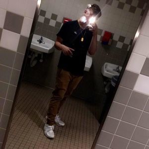 Meet your Posher, Bobby