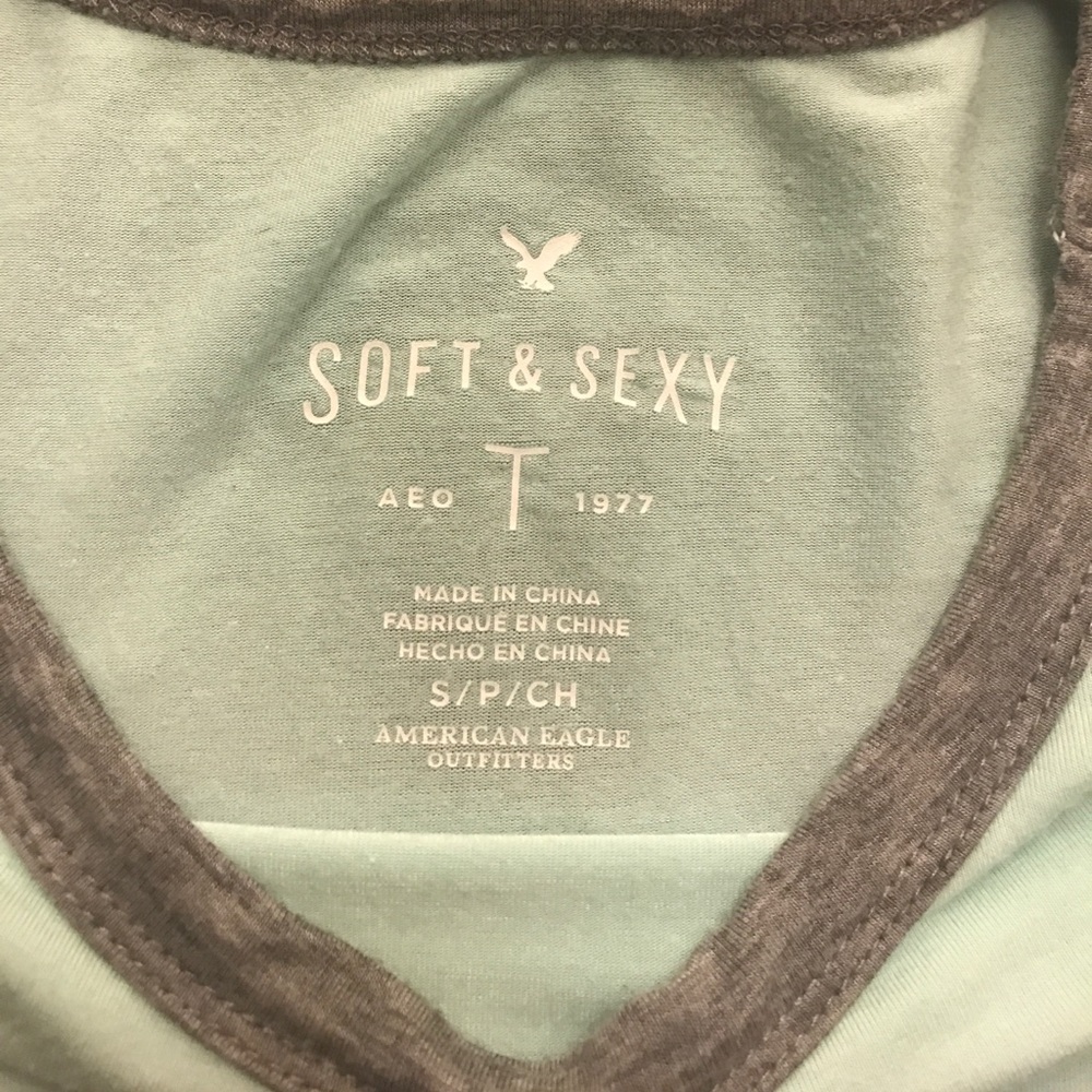 🔥American Eagle crop top bundle - Picture 4 of 6