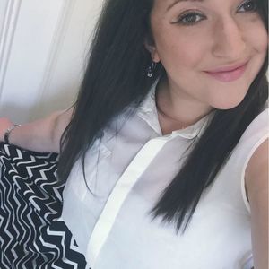 Meet your Posher, Cassie