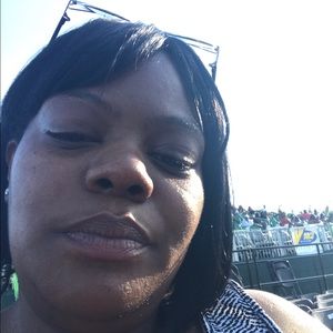 Meet your Posher, Cara