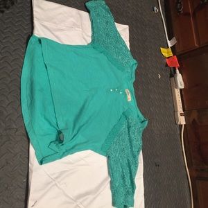 Hollister Green/turquoise 3/4 sleeve top