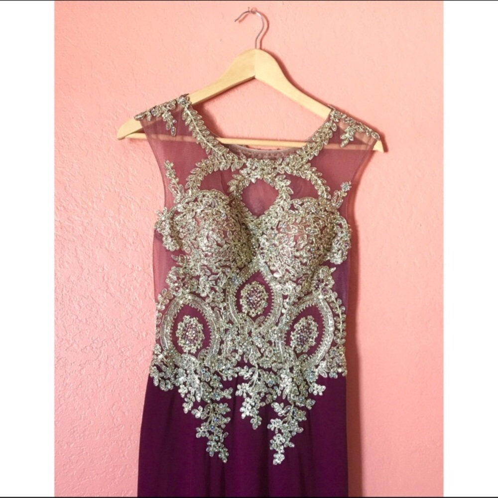 PROM/ WEDDING/ GALA DRESS