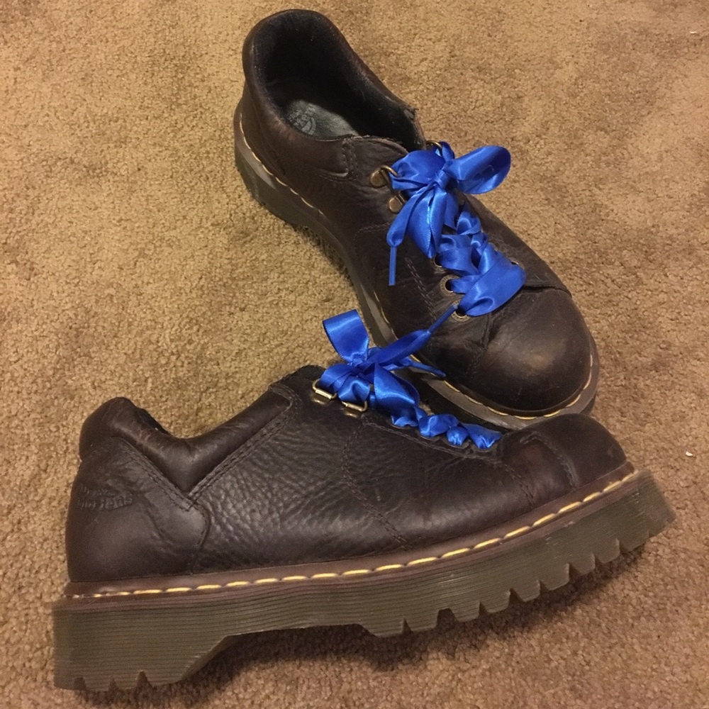 Dr Martens shoes. Size 10 women's.