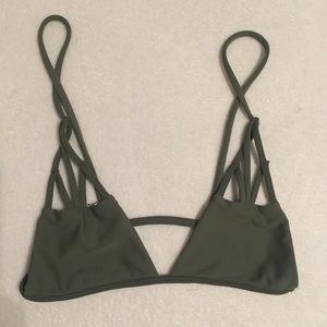 Acacia Santorini Top Palm Small