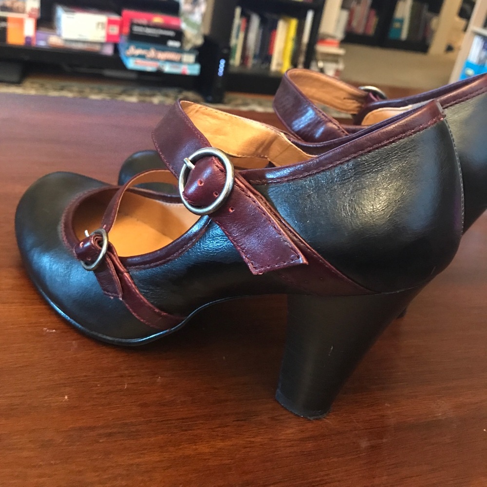 Steve Madden dual strap Mary Janes
