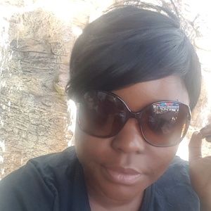 Meet your Posher, Rita