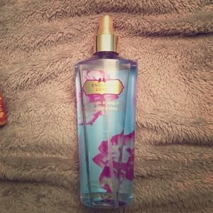 New Victoria's Secret Endless love body spray
