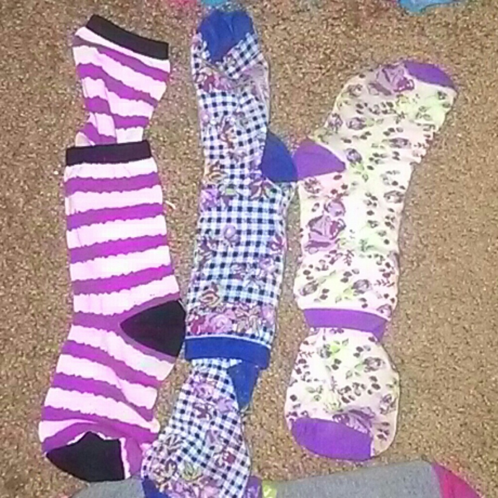 socks - Picture 2 of 4