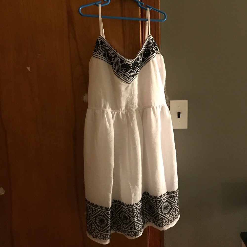 Cute black and white dress