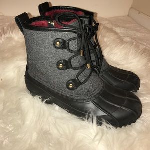 TOMMY HILFIGER RAIN BOOTS