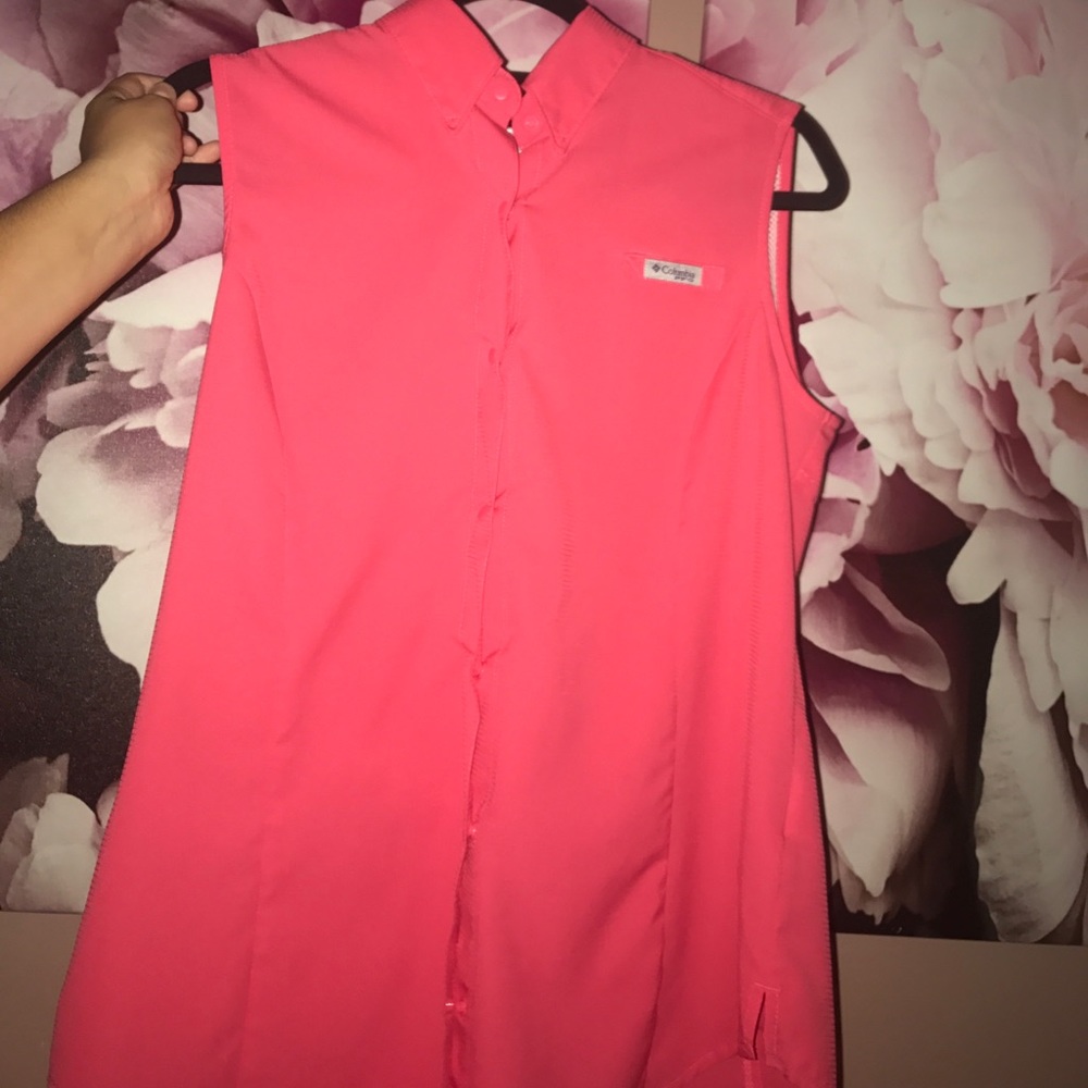 Columbia Sleeveless fishing shirt