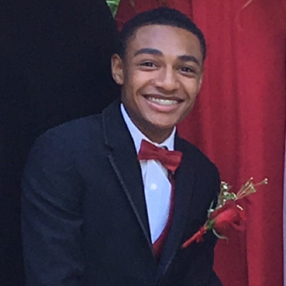 Meet your Posher, Bruce