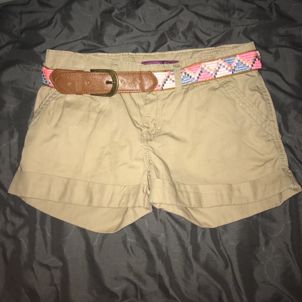 khaki shorts with removable belt , never worn