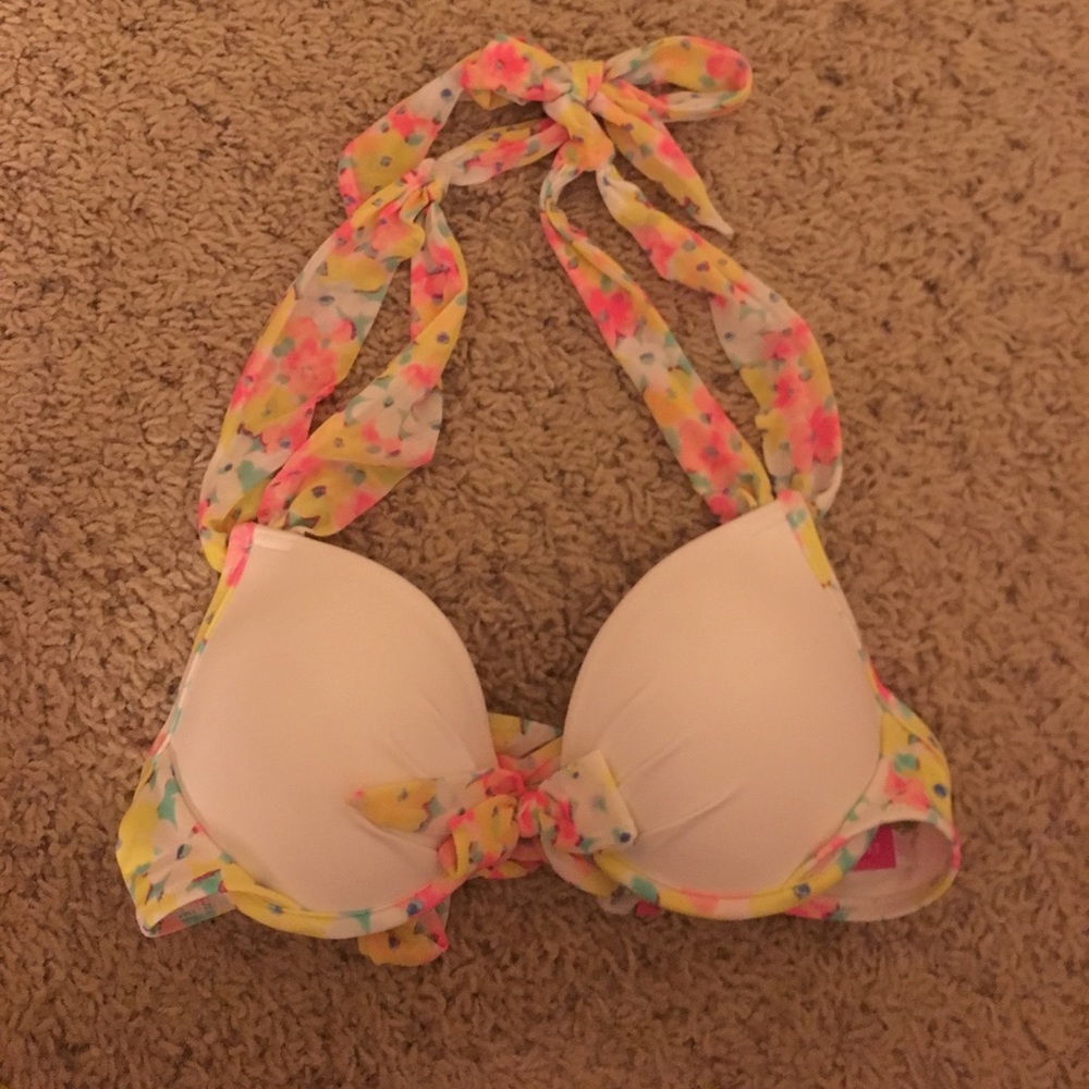 Victoria's Secret Push-up 32A