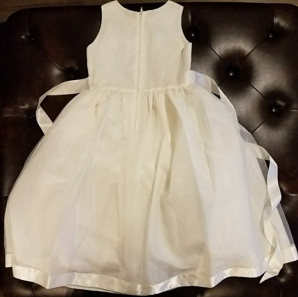 Girls Dress - Picture 2 of 3