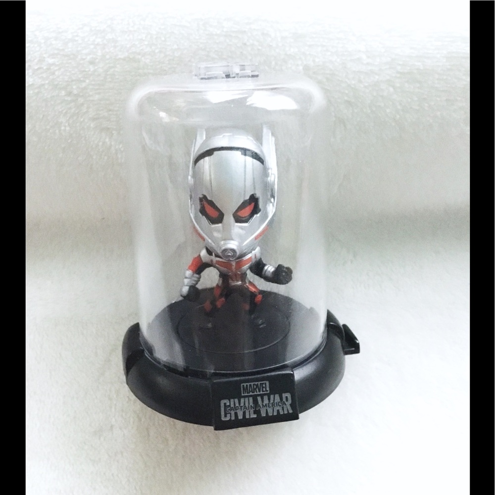 Marvel Captain America Civil War Collectible🐜