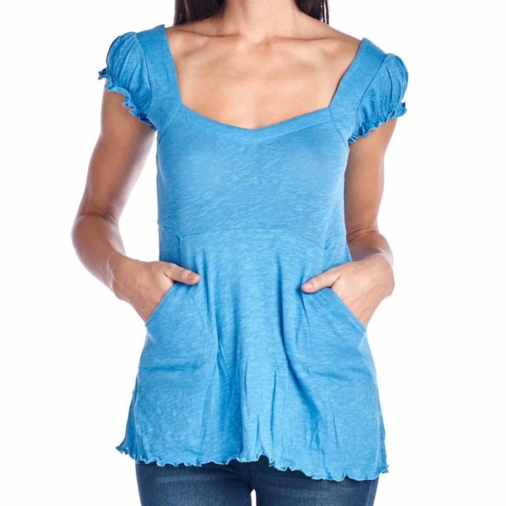 Urban Love Flutter Sleeve Top - Large