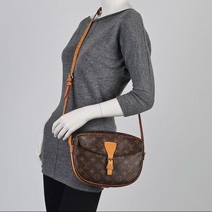 Authentic LV jeune file