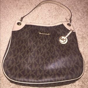 MK purse 13x13