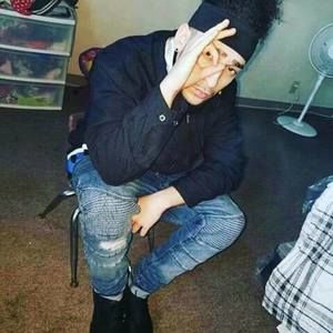 Meet your Posher, Christian