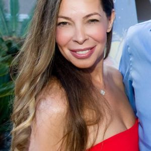 Meet your Posher, Sharie