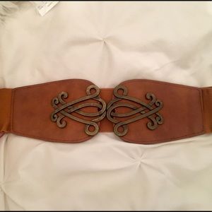 Francesca's distressed stretch statement belt