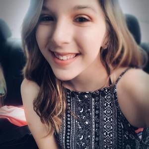 Meet your Posher, Shana