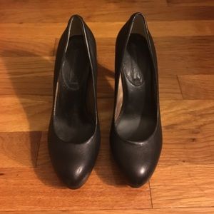 Banana Republic Pumps
