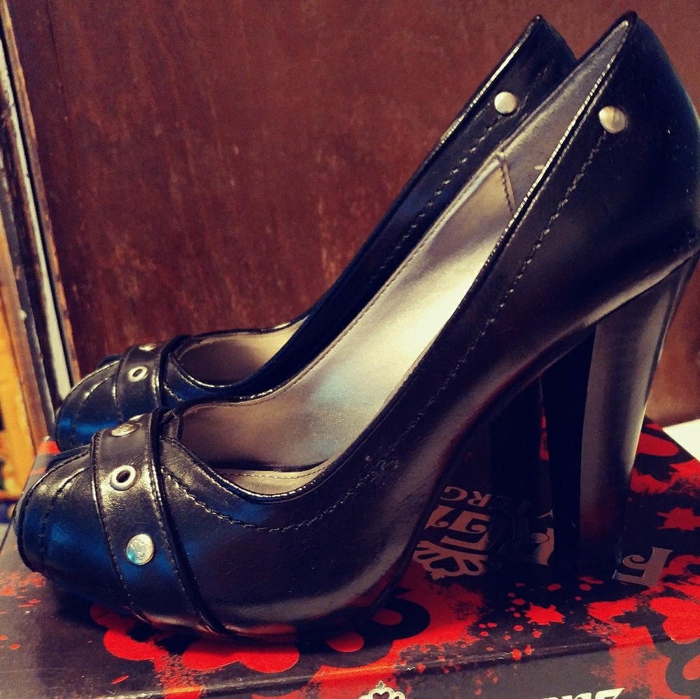 Black Heels