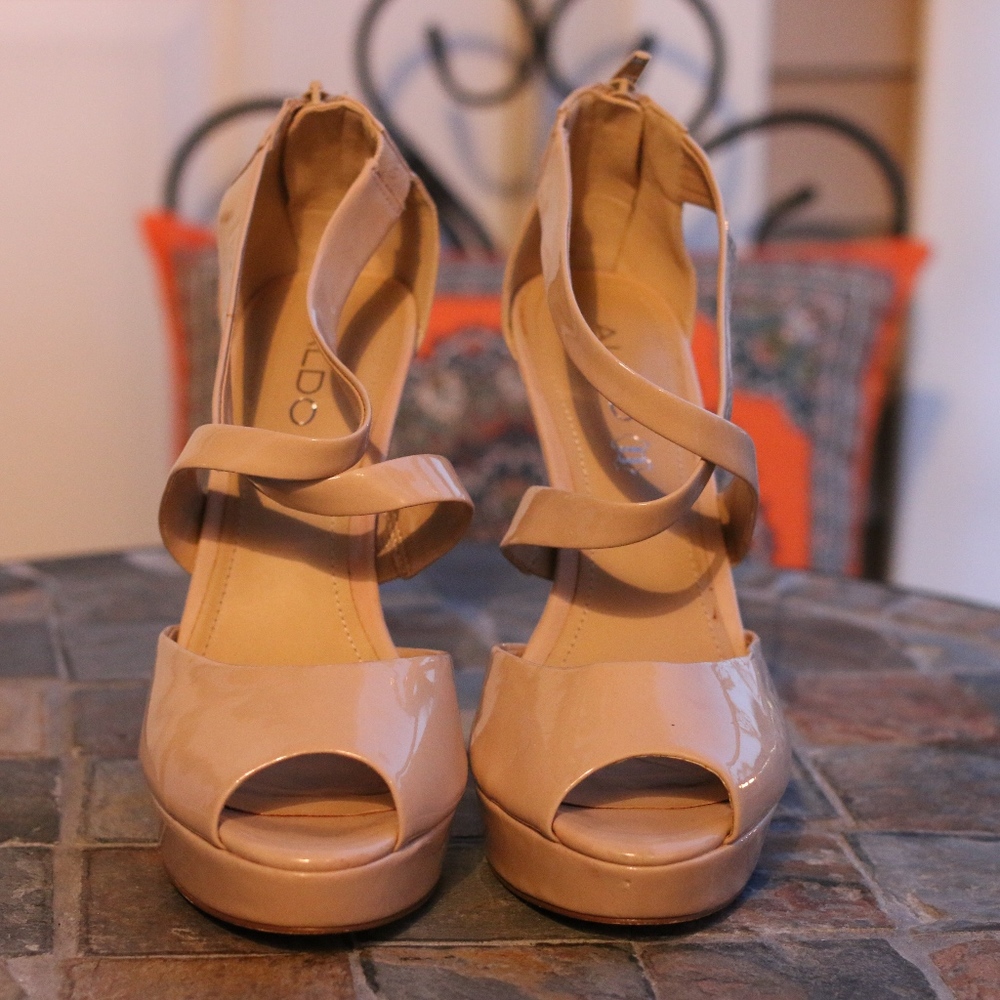 Nude Patent Leather