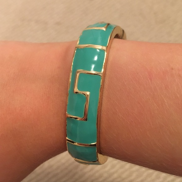 Turquoise and Cold Cuff Bracelet - Picture 1 of 3