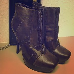 Ankle Heeled Boot