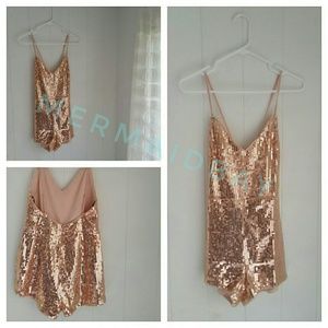 GORGEOUS Forever 21 rose gold sequin romper