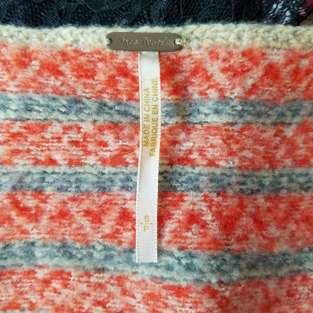 Free People Short Sleeved Sweater Top - Picture 6 of 7