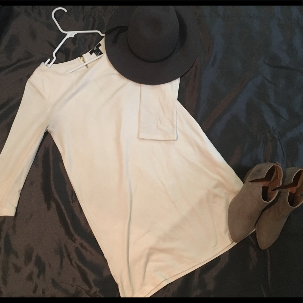 H&M off white dress