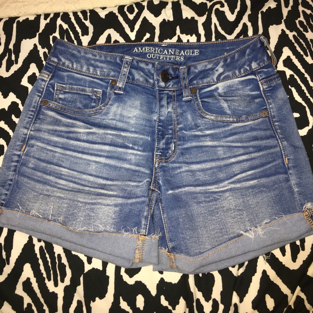 American Eagle Midi Shorts Size 6